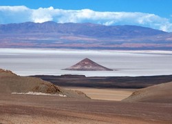 Ada Gunung Berapi Keramat di Argentina