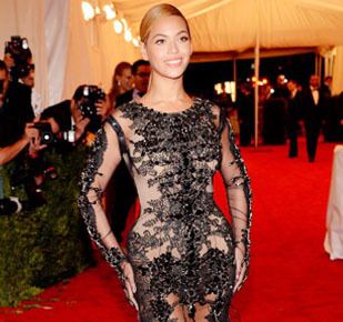 Kostum Ikonik Beyonce Akan Dipamerkan di Museum Rock and Roll Hall of Fame