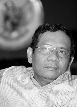 Ketua MK: Pak Mahfud Md Sekarang Hanya Masyarakat Biasa