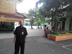 Bang Rauf, Penyandang Sarjana yang 22 Tahun Jadi Penjaga Sekolah