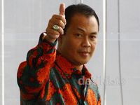KPK Periksa Muchtar Effendi Sebagai Tersangka