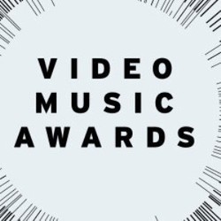 Iggy Azalea dan Beyonce Bersaing Ketat di MTV VMA 2014