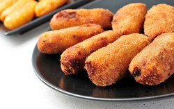 Dengan 5 Tahap Ini Kroket Gurih Renyah Bisa Dibuat untuk Camilan Berbuka