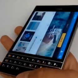 Ini Video Hands On Si Unik BlackBerry Passport