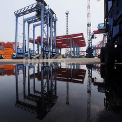 Tanjung Priok Tetap Hidup 24 Jam Meski Lebaran