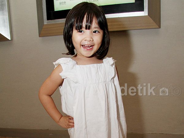 Gemes! Centilnya Sybil, Putri Zaskia Mecca dan Hanung
