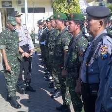 Satu Pleton Sniper Brimob Disiagakan di Baluran Amankan Jalur Mudik