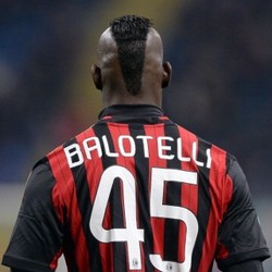 Galliani Soal Balotelli dan Robinho