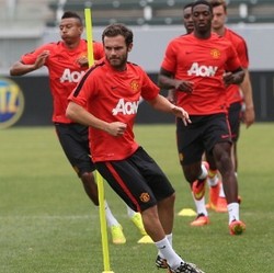 Mata: Semoga di Akhir Musim Kami Merayakan Sesuatu