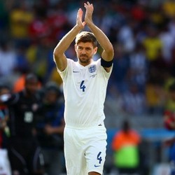 Gerrard Pensiun dari Timnas