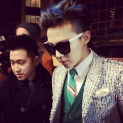 Tak Pernah Beradegan Ciuman, G-Dragon Iri Pada Taeyang Bigbang