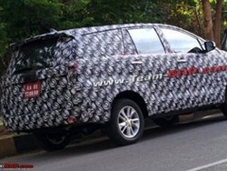 Toyota: Innova Model Baru? Belum Tuh