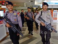 Kawasan Glodok Dijaga Ketat