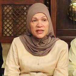 Ultah ke-51, Dorce Terus Perbaiki Diri