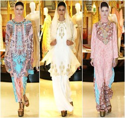 Foto: 10 Koleksi Terbaru dari Biyan Untuk Hari Raya