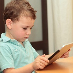 Sekolah Wajib Pakai iPad, Orangtua Protes