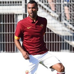 Suporter Roma Buat Cole Kagum