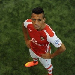 Kedatangan Alexis dan Debuchy Buat Arsenal Berharap Lebih Besar
