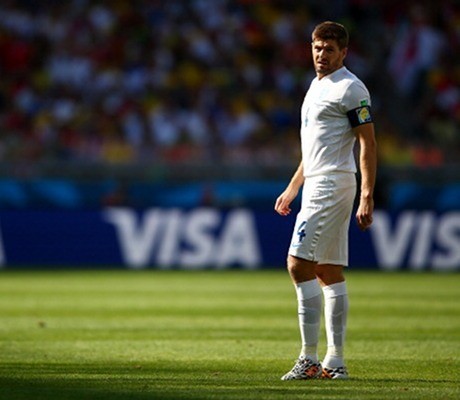 Eriksson Pertanyakan Keputusan Gerrard