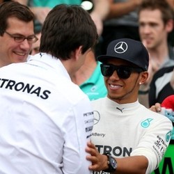 Hamilton Berharap Tak Sial untuk Bisa Raup Poin Maksimal