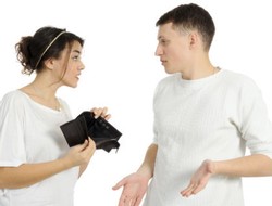 Tanda Anda Dekat dengan Pria Pelit yang Sebaiknya Dihindari