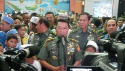 Panglima TNI Ingin Anak Yatim Piatu Menjadi Manusia yang Berkarakter