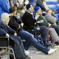 Fans Difabel Chelsea Dapat Perlakuan Kasar di Paris, PSG Dihukum