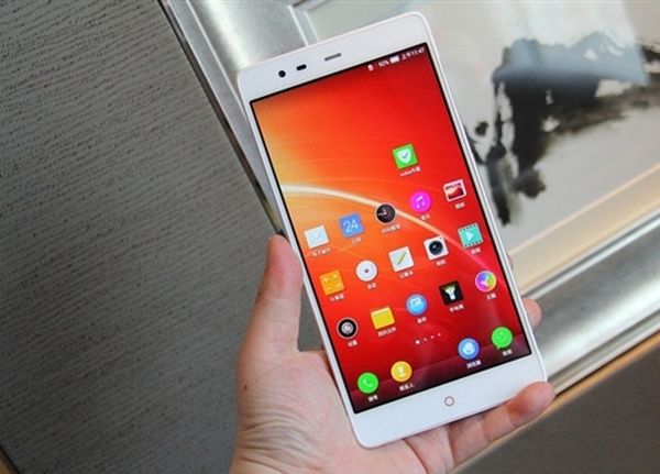 Cheese... Ini Ponsel Paling Mantap untuk Selfie