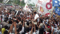 Tim Prabowo-Hatta Akan Gunakan Kekuatan Parlemen