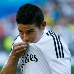 Banderol Mahal dan Jersey No.10 Takkan Membebani James