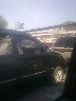 Antrean Pemudik Terjadi di Merak, Butuh Berjam-jam Agar Mobil Bisa Naik Kapal