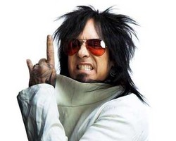 Bassist Motley Crue Menantikan Momongan dari Istri Baru