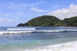 Pantai Wediombo, Pantai Pasir Keren dari Gunungkidul