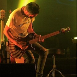 Gitaris Slank Ucapkan Selamat Kepada Jokowi