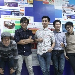 Rilis Vinyl, dMasiv: Kita Jadi Pop Mainstream Pertama!