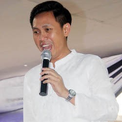 Eko Patrio Ajarkan Anak Belajar Berbagi Sejak Dini