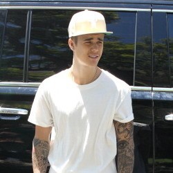 Ditanya Kelanjutan Hubungan dengan Selena, Ini Jawaban Justin Bieber