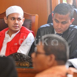 Pengacara Guntur Bumi Bantah Pengamanan Kliennya Berlebihan