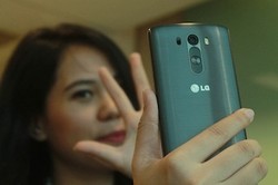 Soal Smartphone QHD Pertama, Oppo Sindir LG