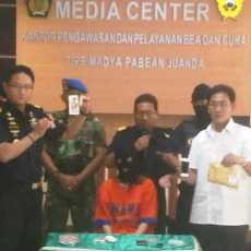 Pemilik Paket Sabu dan Ekstasi Dikirim dari Inggris Salahi Izin Tinggal