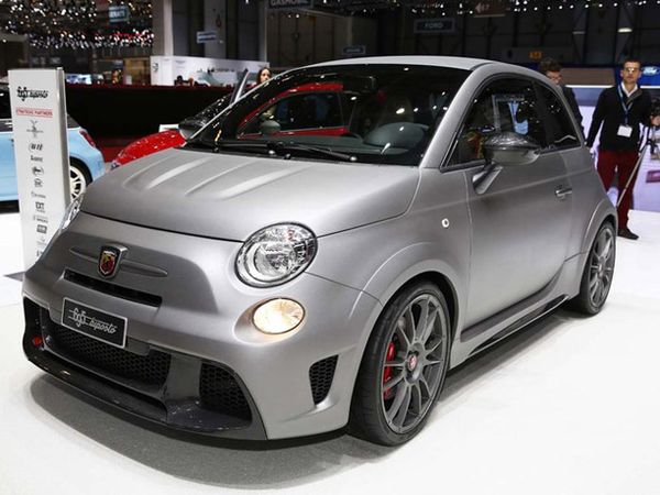 Mobil Kecil Ini Harganya di Atas Rp 1 Miliar