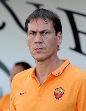 Garcia Puas dengan Lini Tengah dan Cara Bertahan Roma