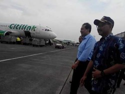 Menko Perekonomian dan Wamenhub Pantau Lalu Lintas Pelabuhan Merak