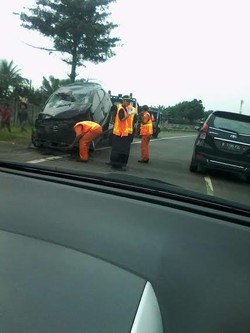 Mobil Terbalik di Tol Bintaro-Pondok Indah, Macet Jelang Lokasi