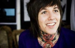 Vokalis Bring Me The Horizon Mengaku Kecanduan Narkoba