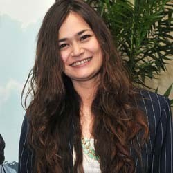 Ibunda Bahagia Lihat Sabai Morscheck Berhijab