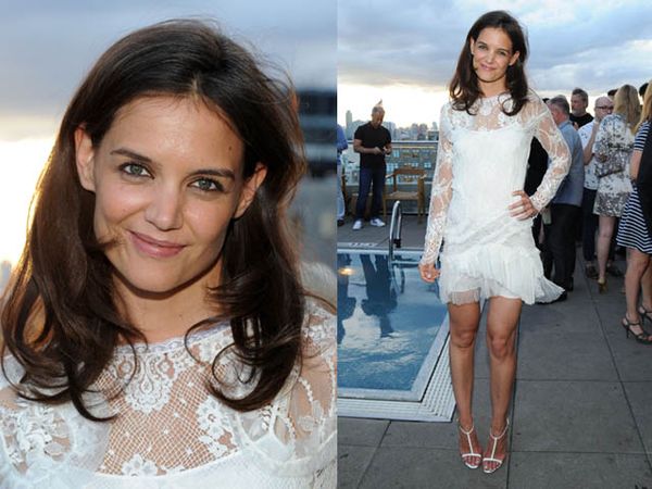 Pretty in White, Katie Holmes
