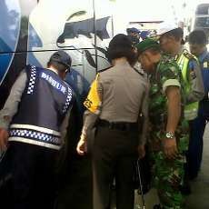 Bus Angkutan Lebaran Berstiker Laik Jalan Hanya Mira dan Eka