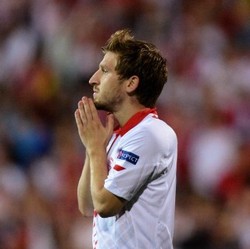 Demba Ba Klaim Marin Berpeluang Ikut ke Besiktas