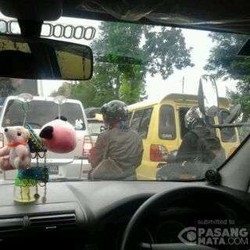 Lalu-Lintas di Demak Padat Merayap